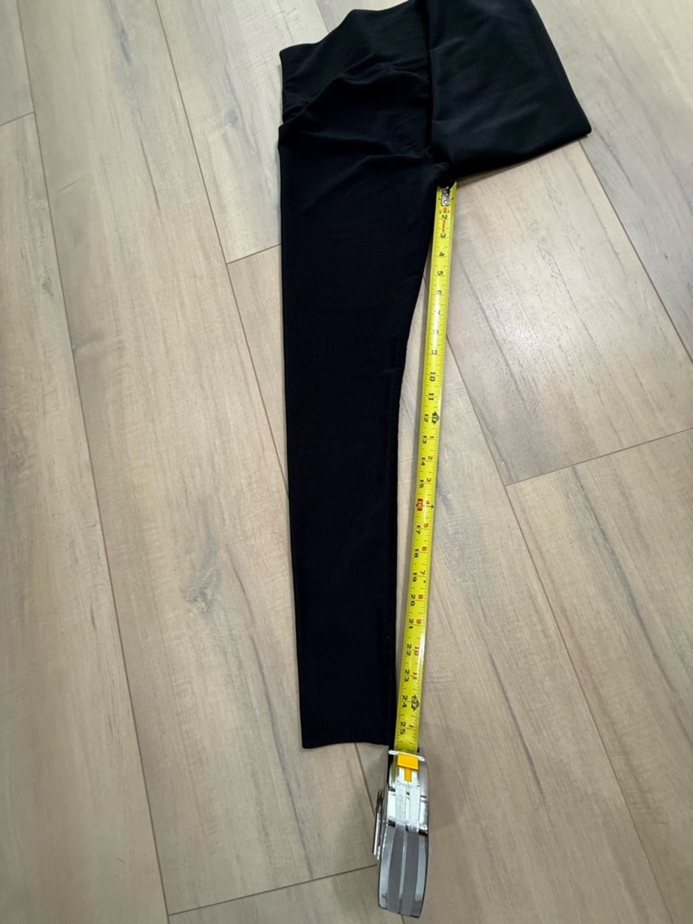 Beach Riot Black High-Waist Ribbed Leggings - Picture 4 of 6